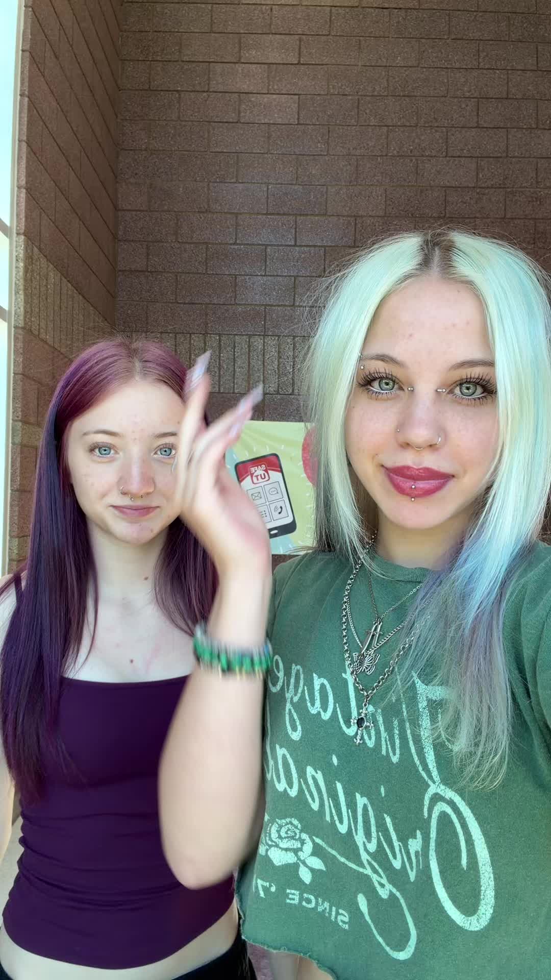 @..