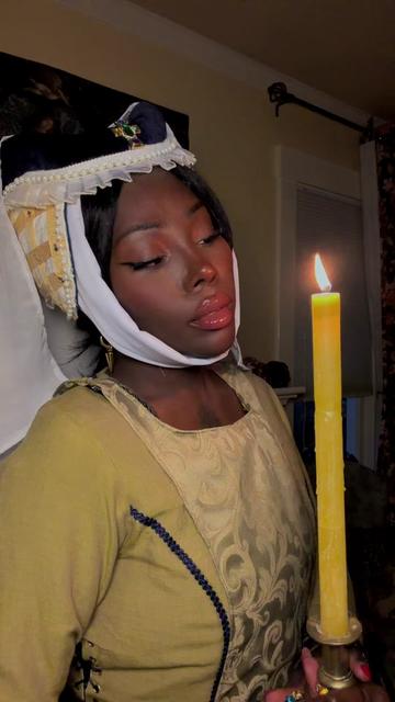 @Soulaani Seamstress