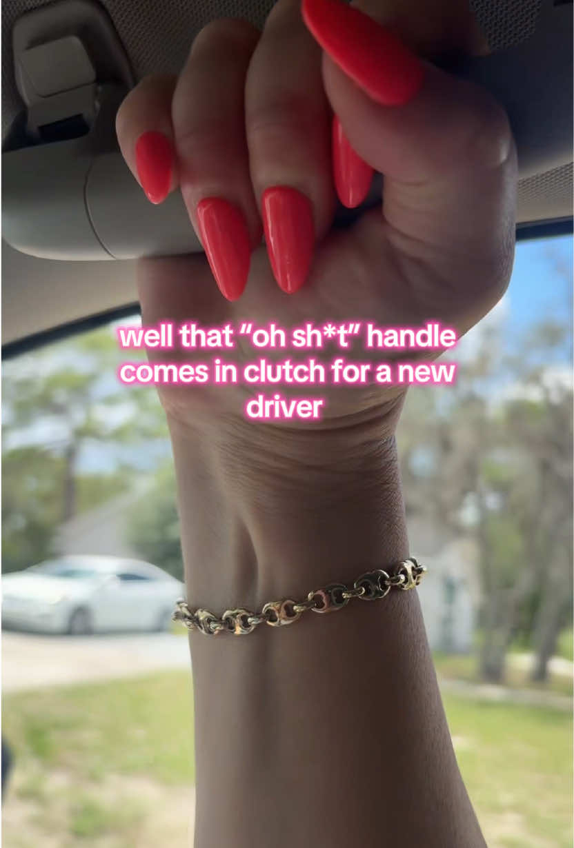 @erica_civello
