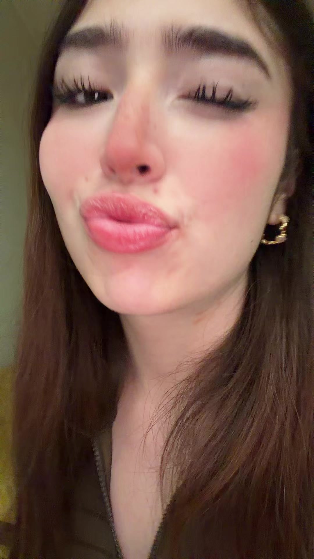 @kamihickman_