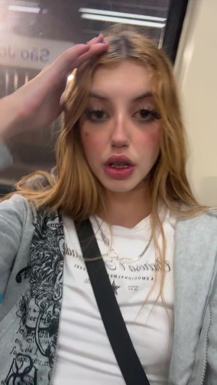@dollll7769