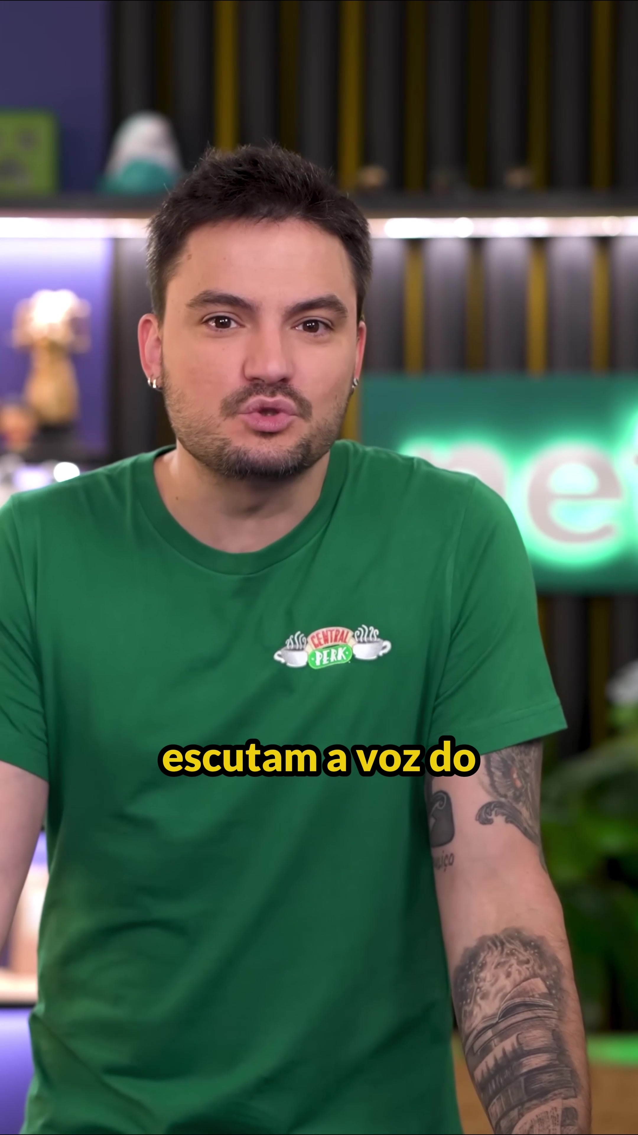 @Felipe Neto