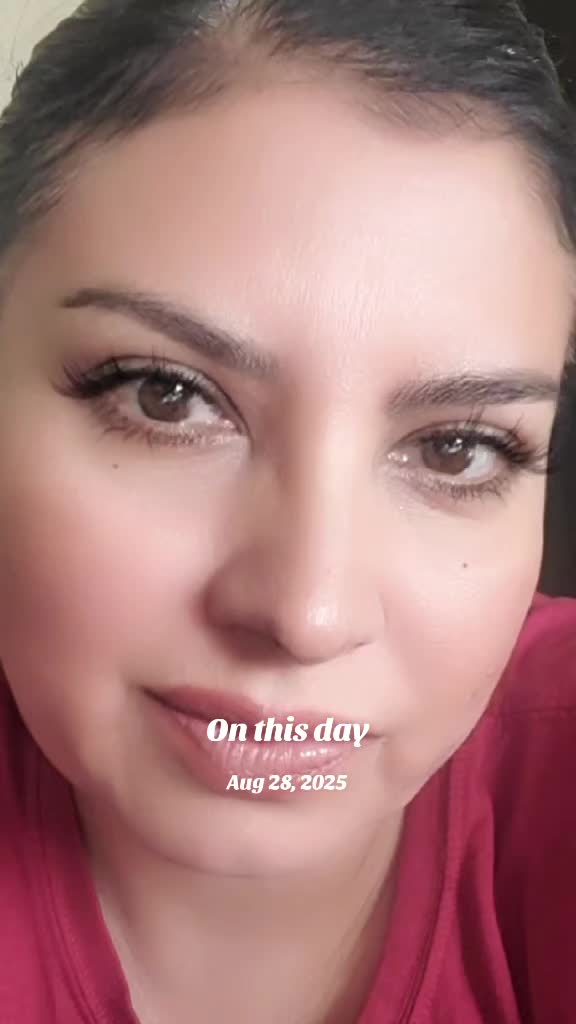 @María Elena