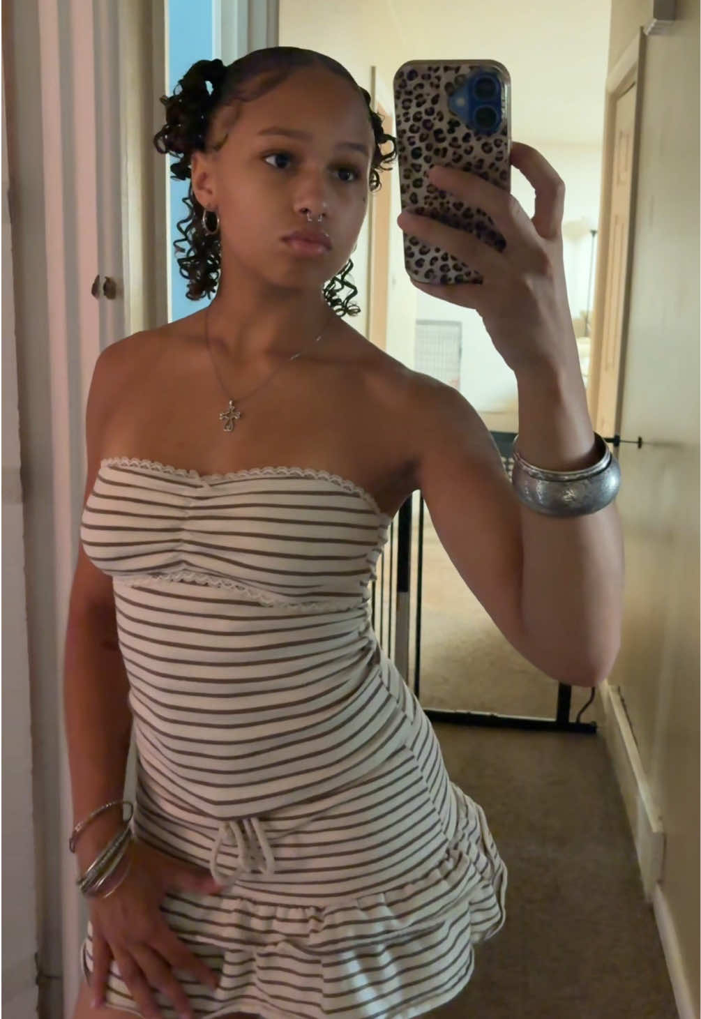 @<3