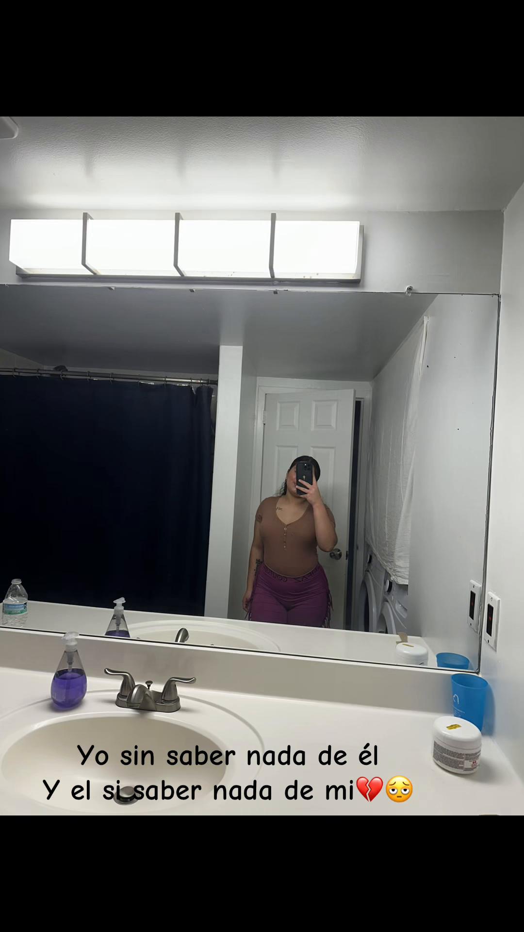 @ɴɪᴄᴏʟᴇ ᥫ᭡.