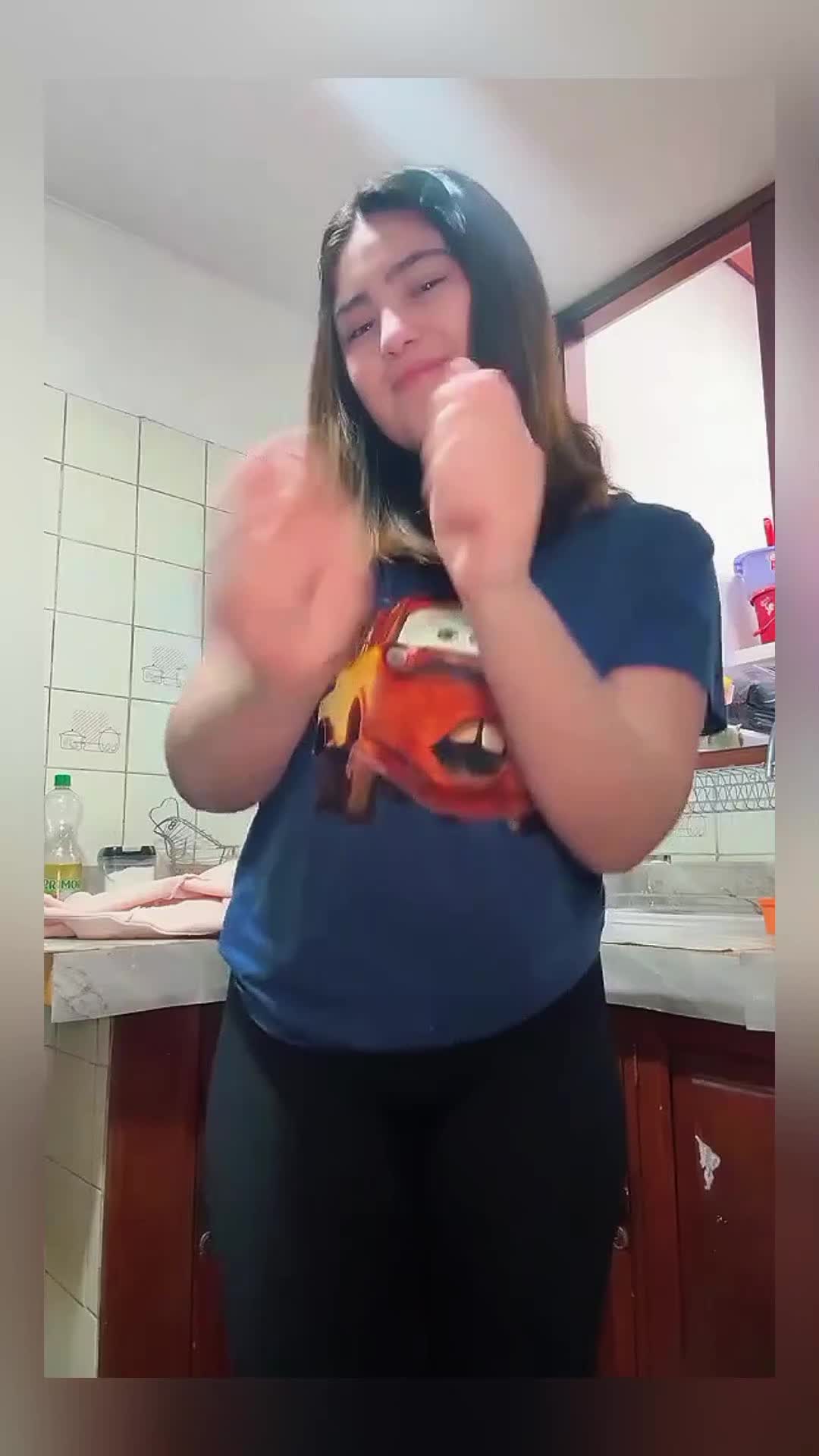 @๐ L U C Y ๐