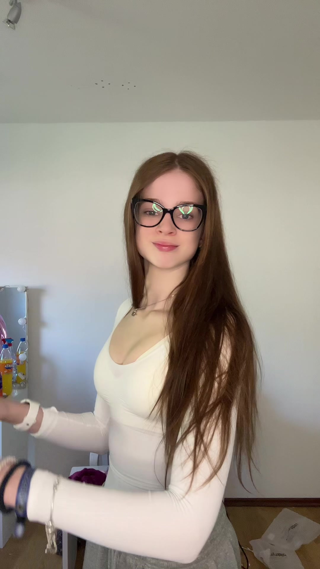 @𝓁𝒾𝓋𝒾 🎀
