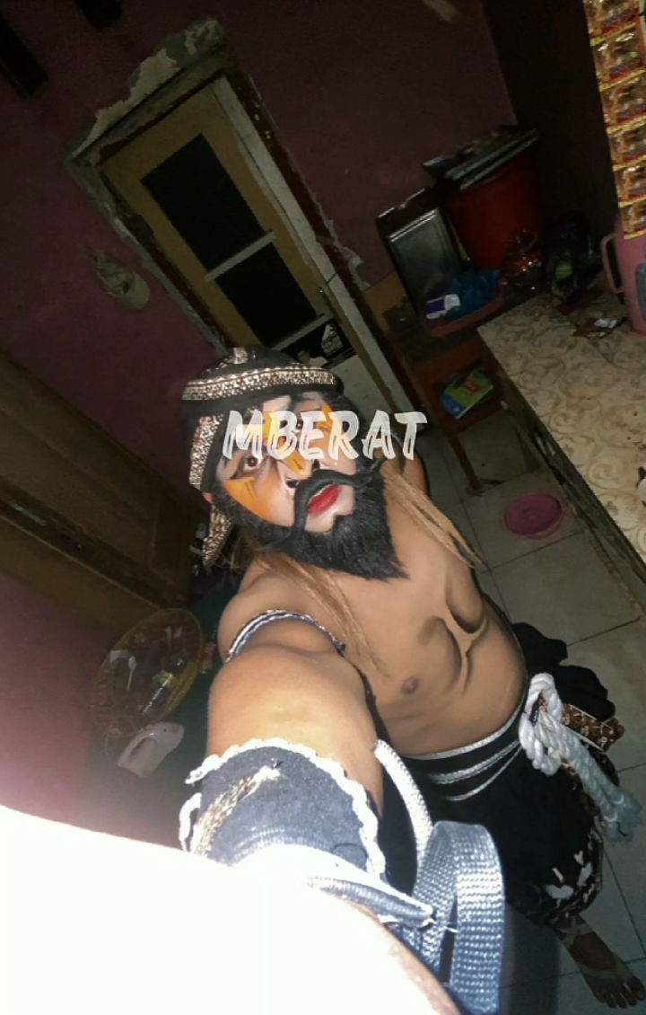 @Amarthaaa