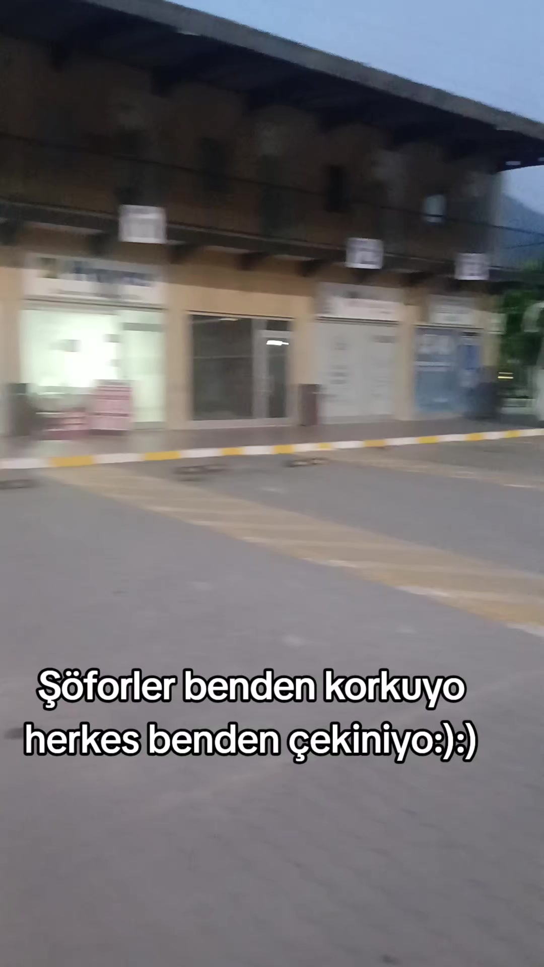 @emelııı