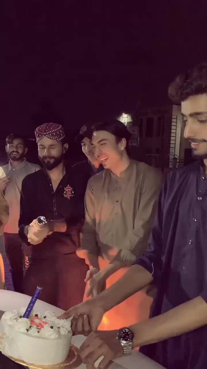 @کمانڈو پٹھان 🦁