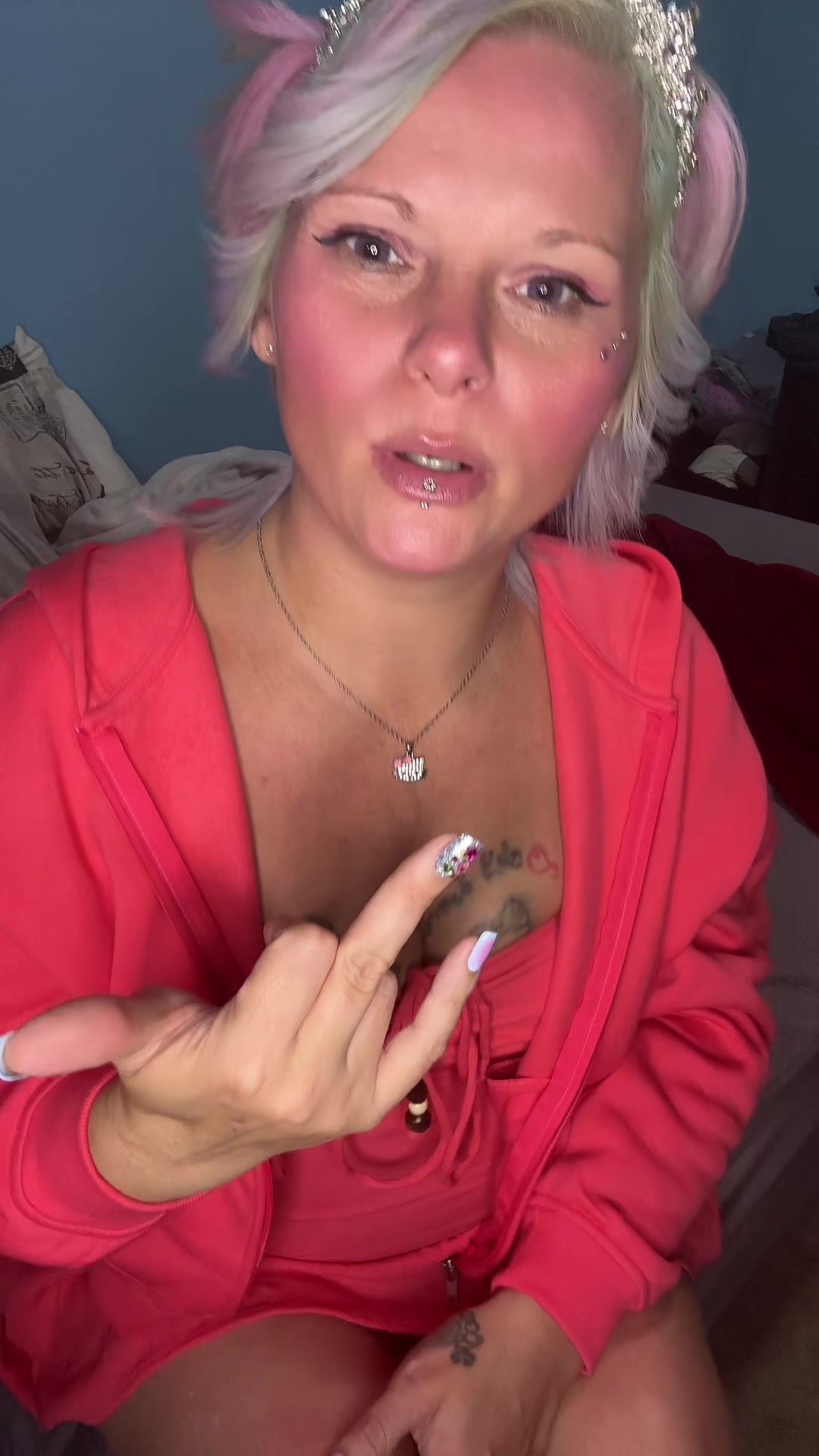 @crazylilhj86