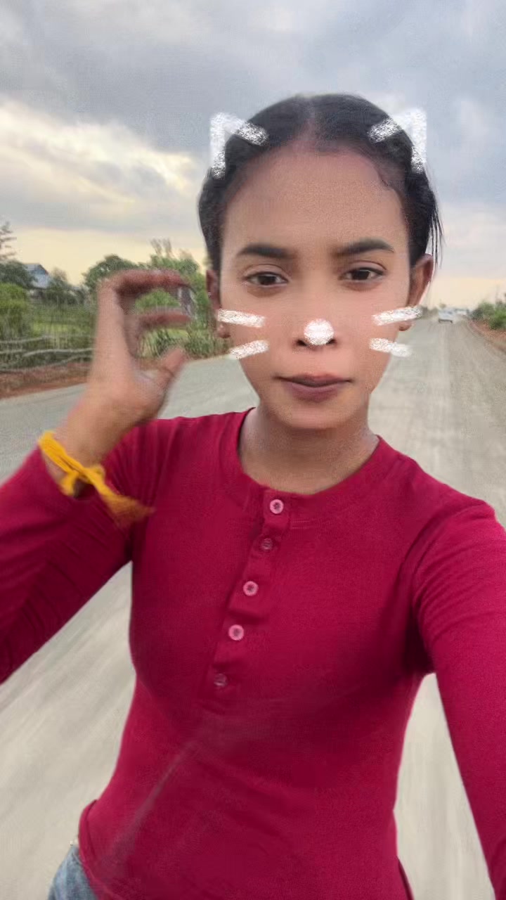 @សេត ស្រីនីត