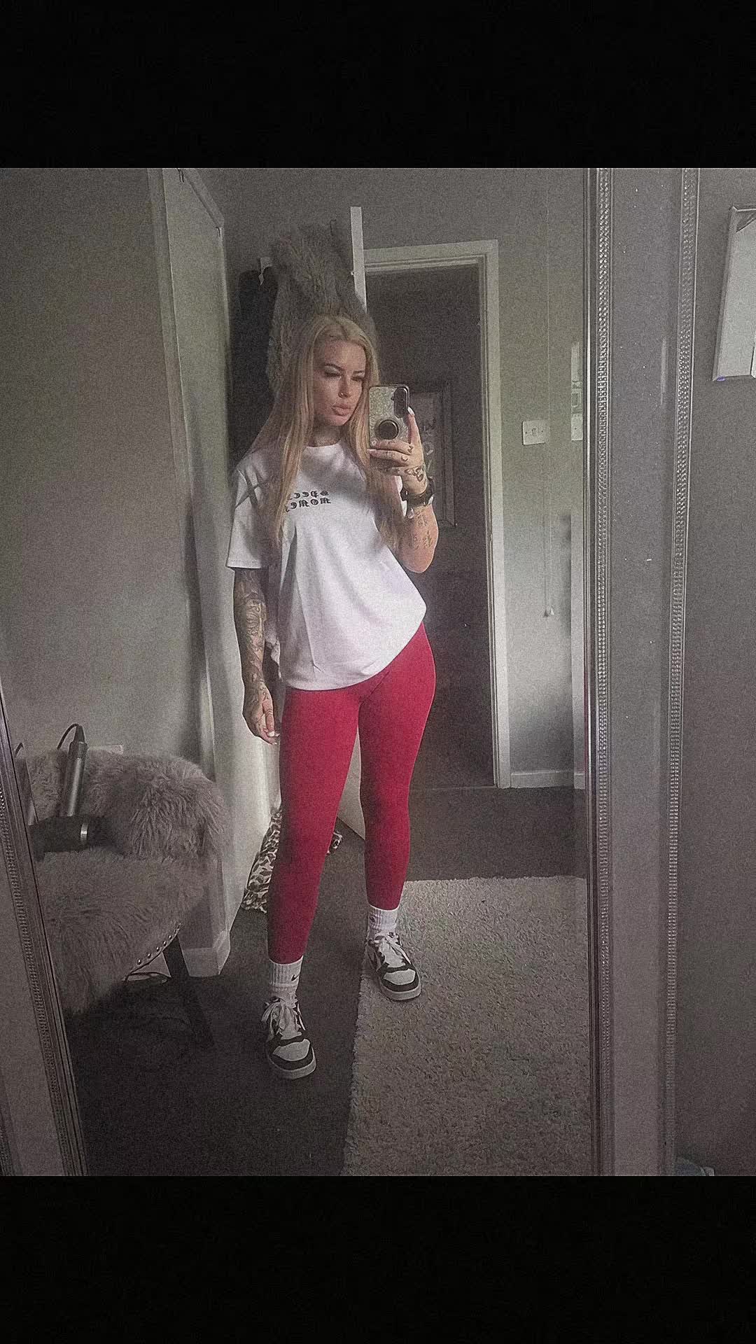 @reevesnicky1
