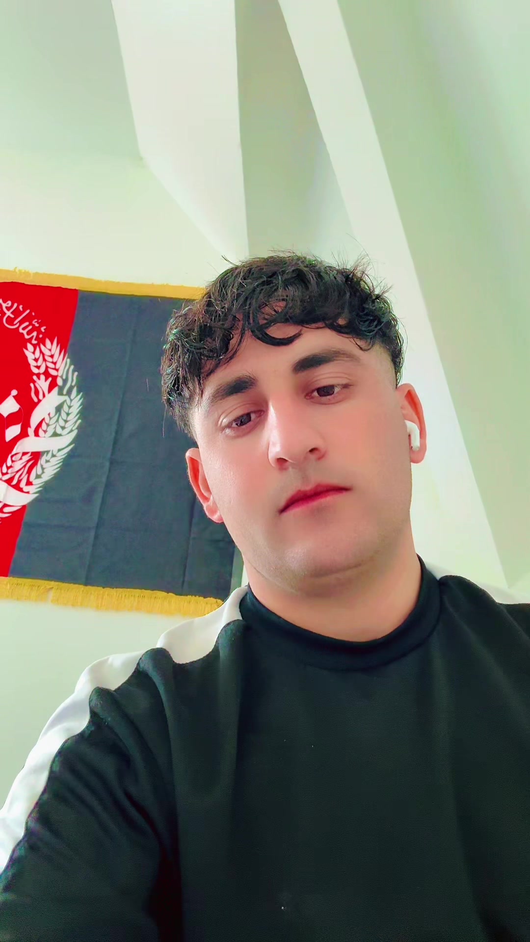@Sahil Khan Zwak🇦🇫🇩🇪