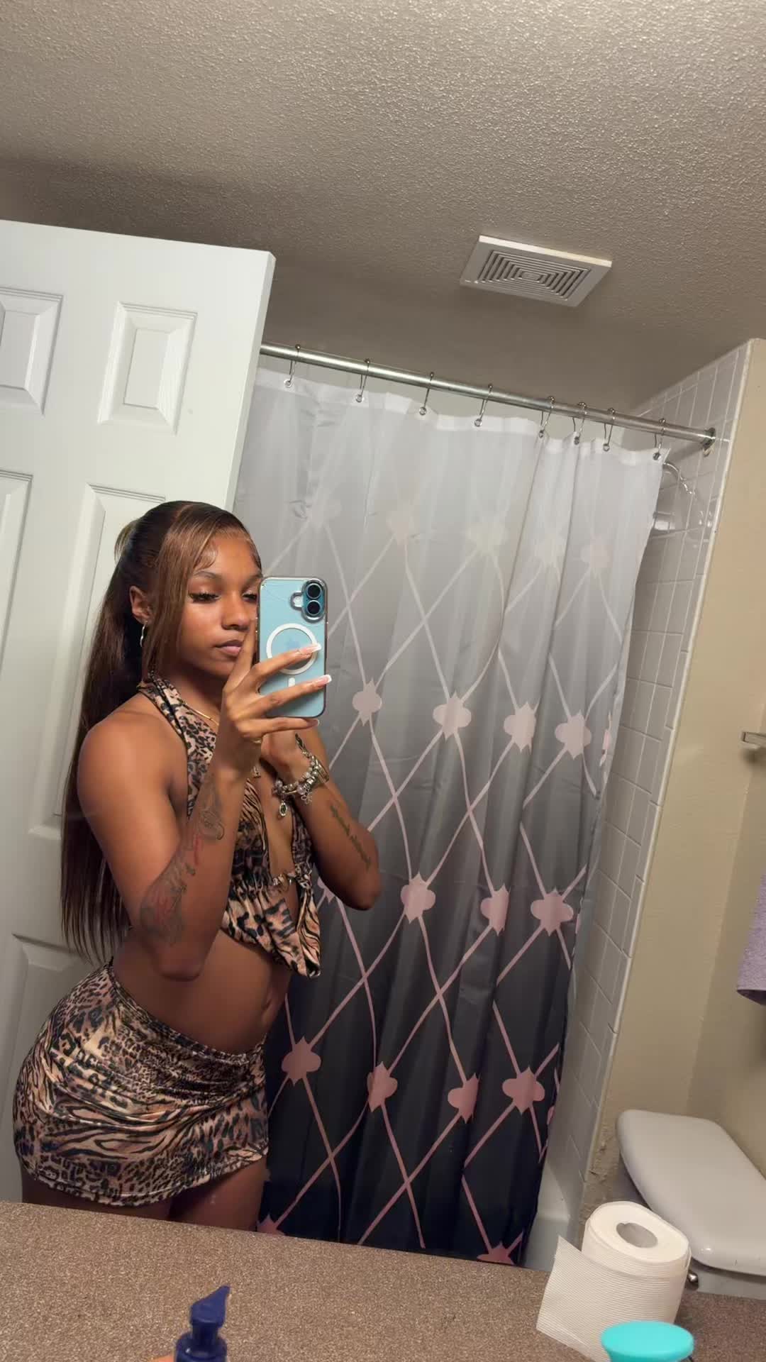 @P.Y.T_Shanti4😍