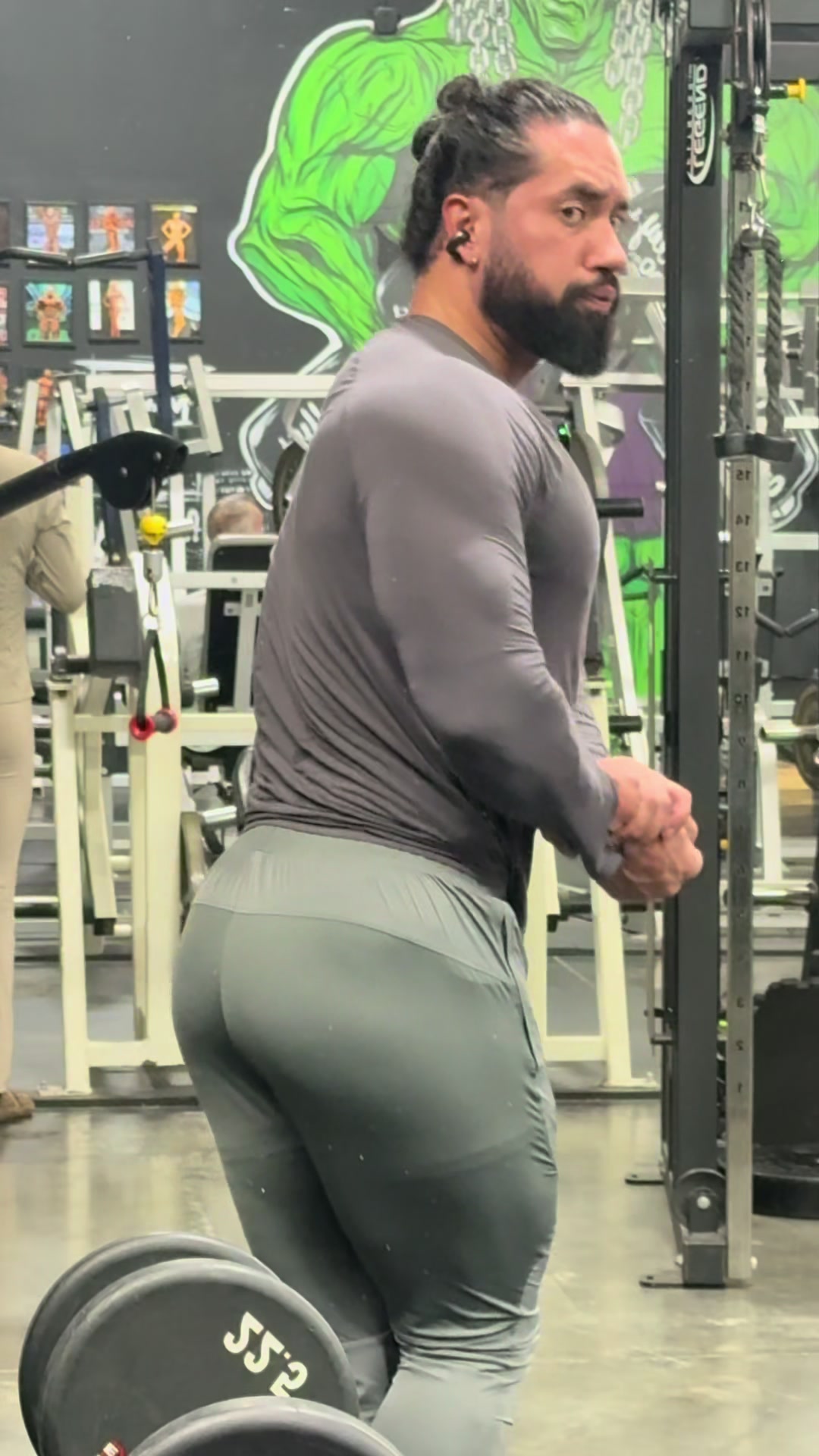@JayR.90
