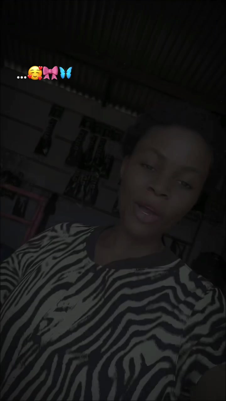 @prettybrownie32