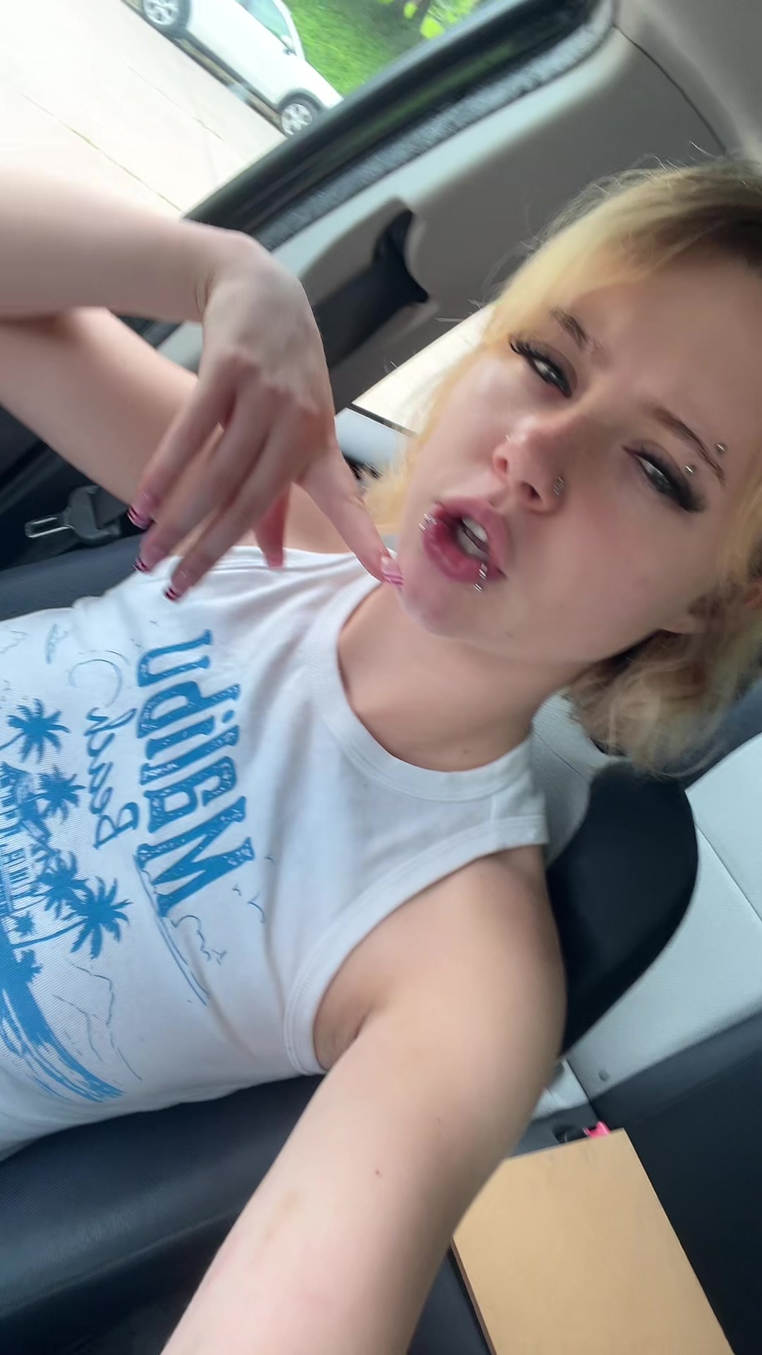@avahm11