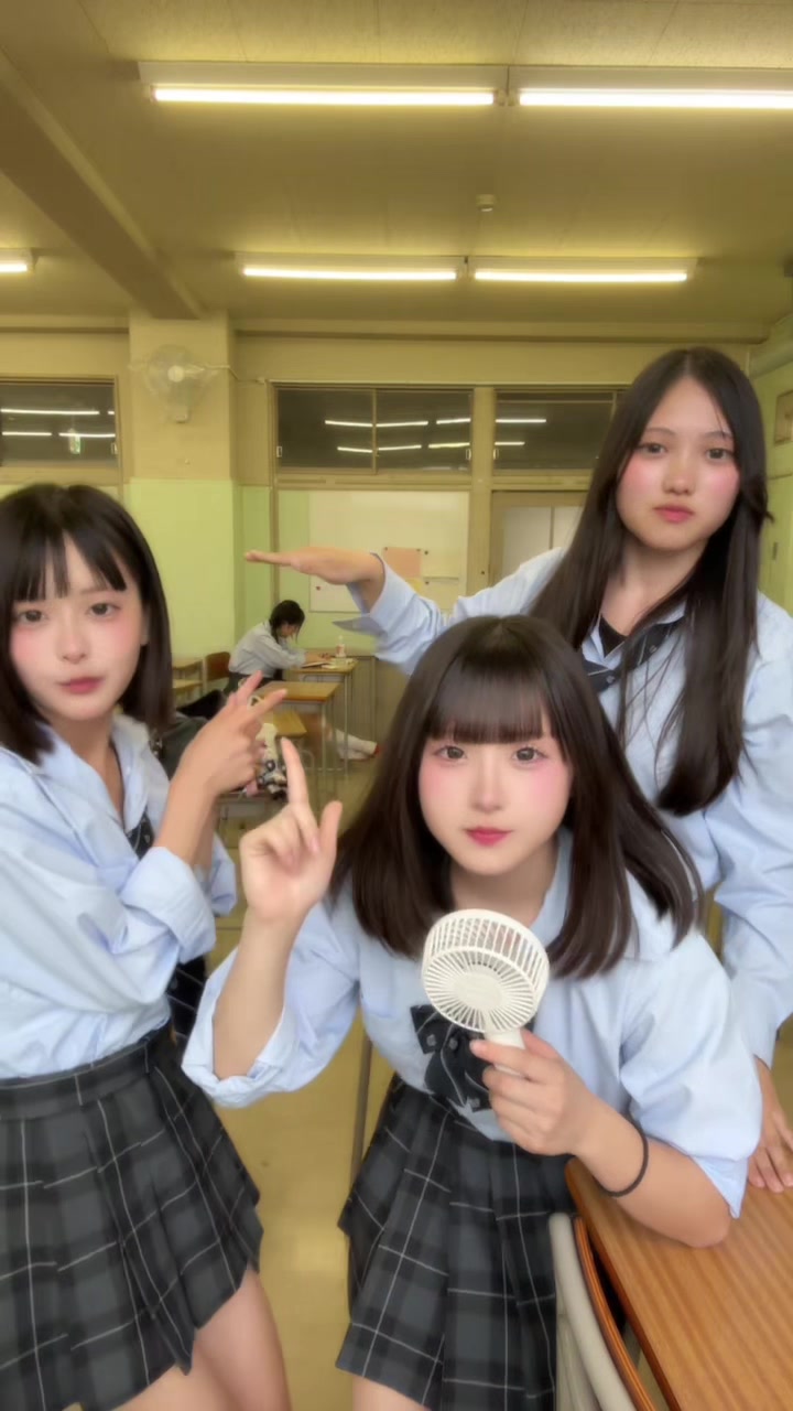 @ゆり