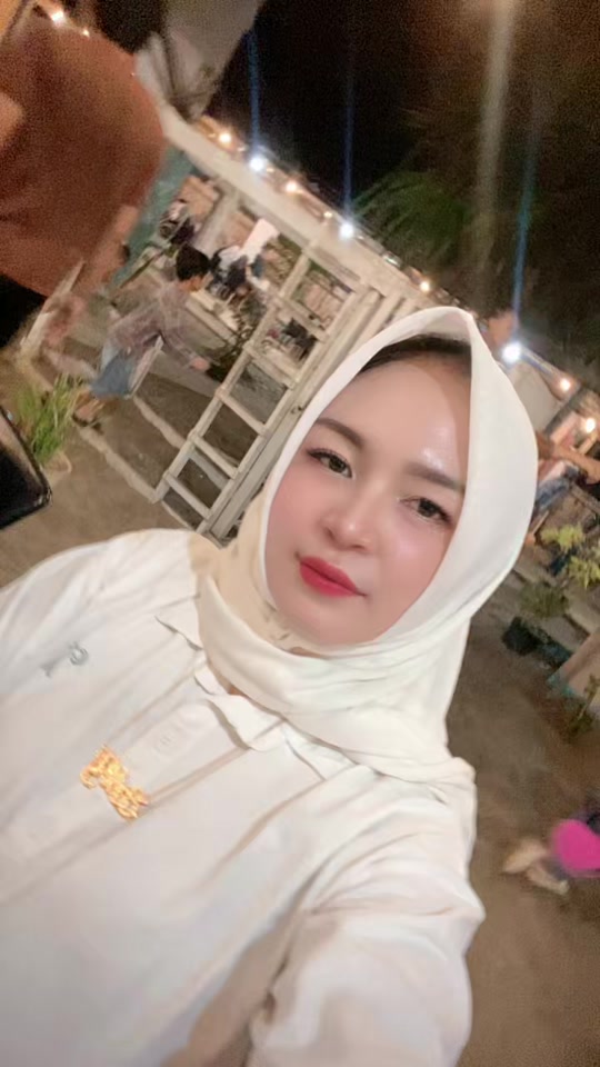 @Emy Mijar