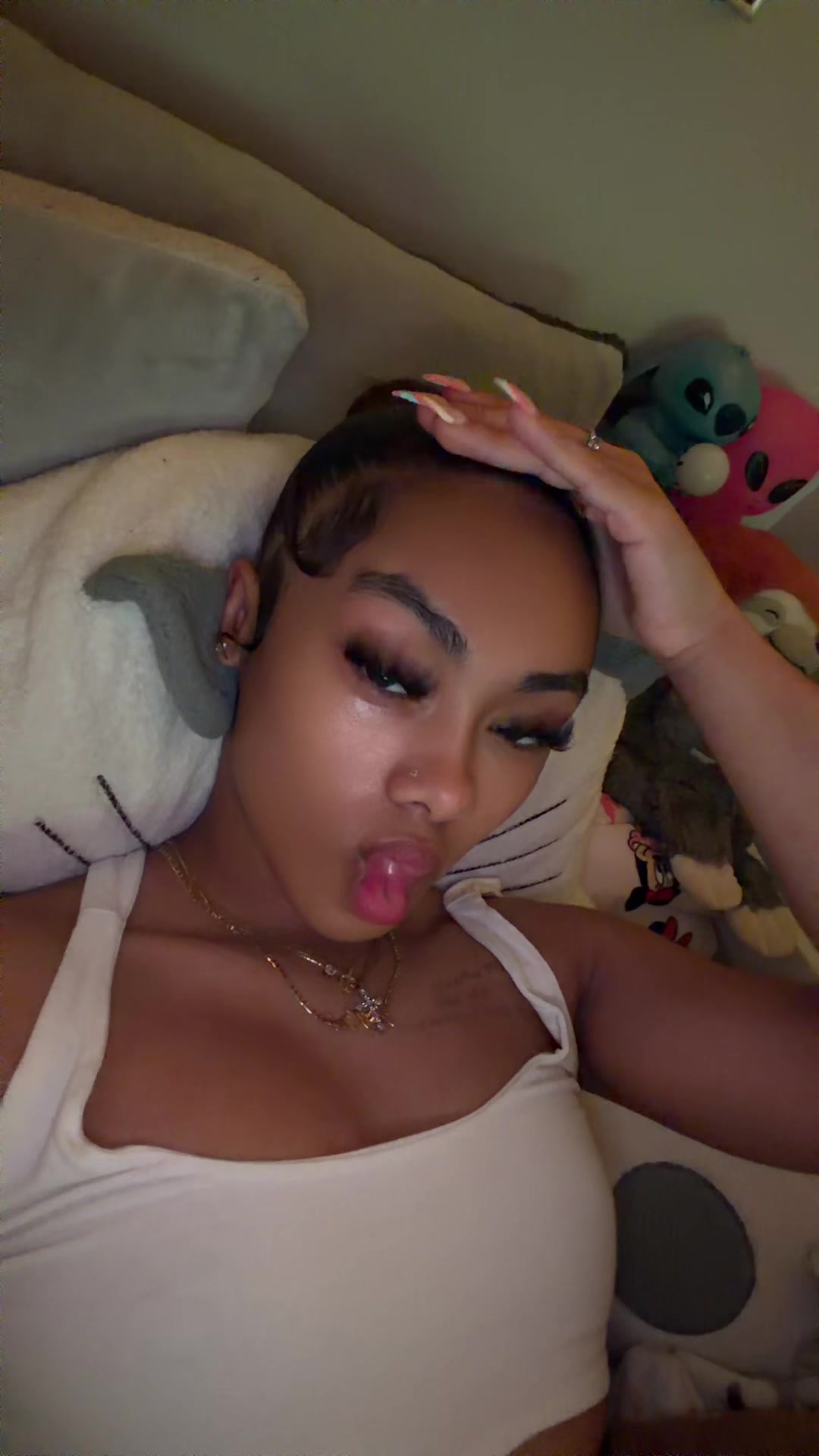 @🧞&zwj;♀️..