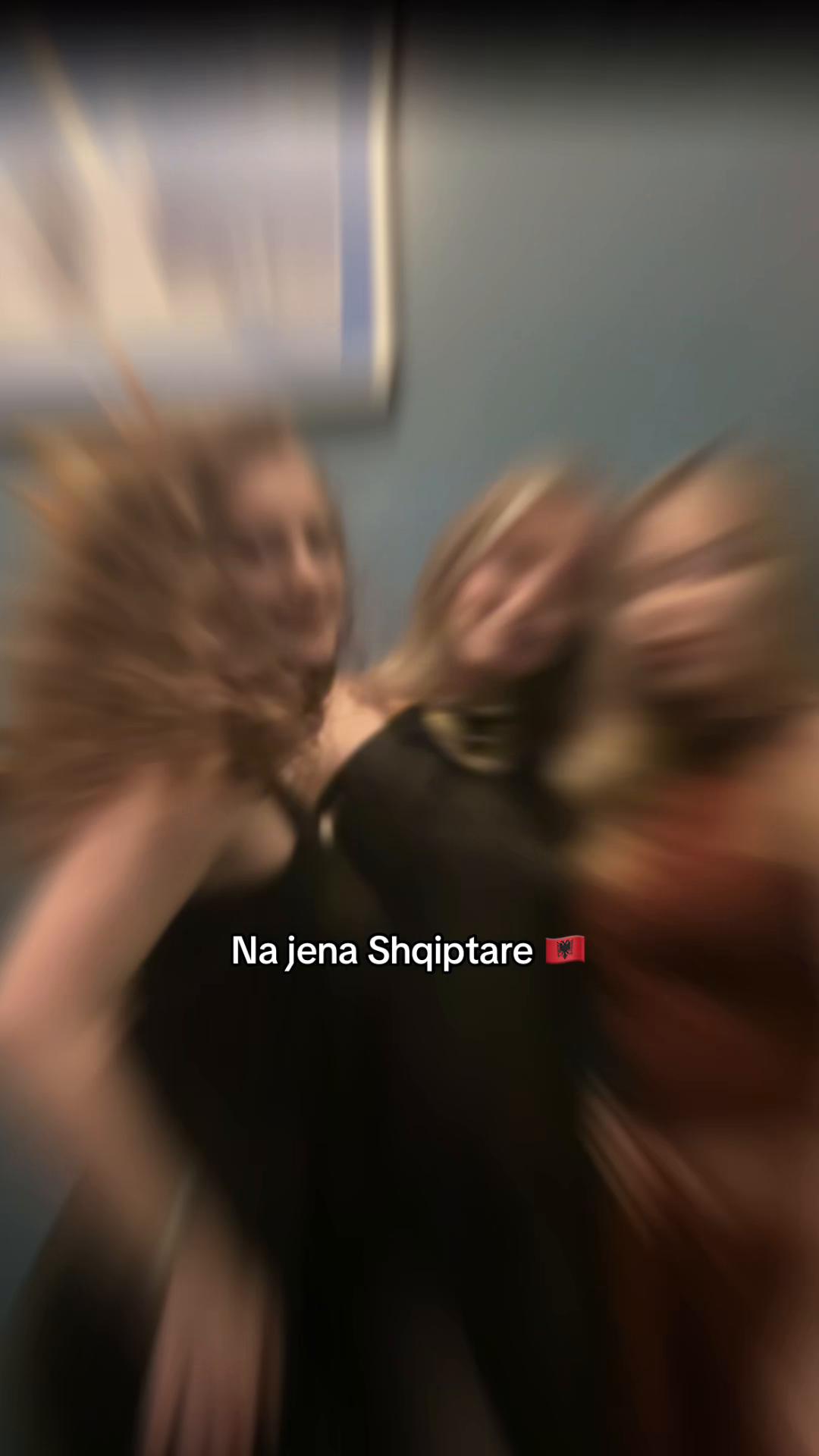 @ella 🇦🇱