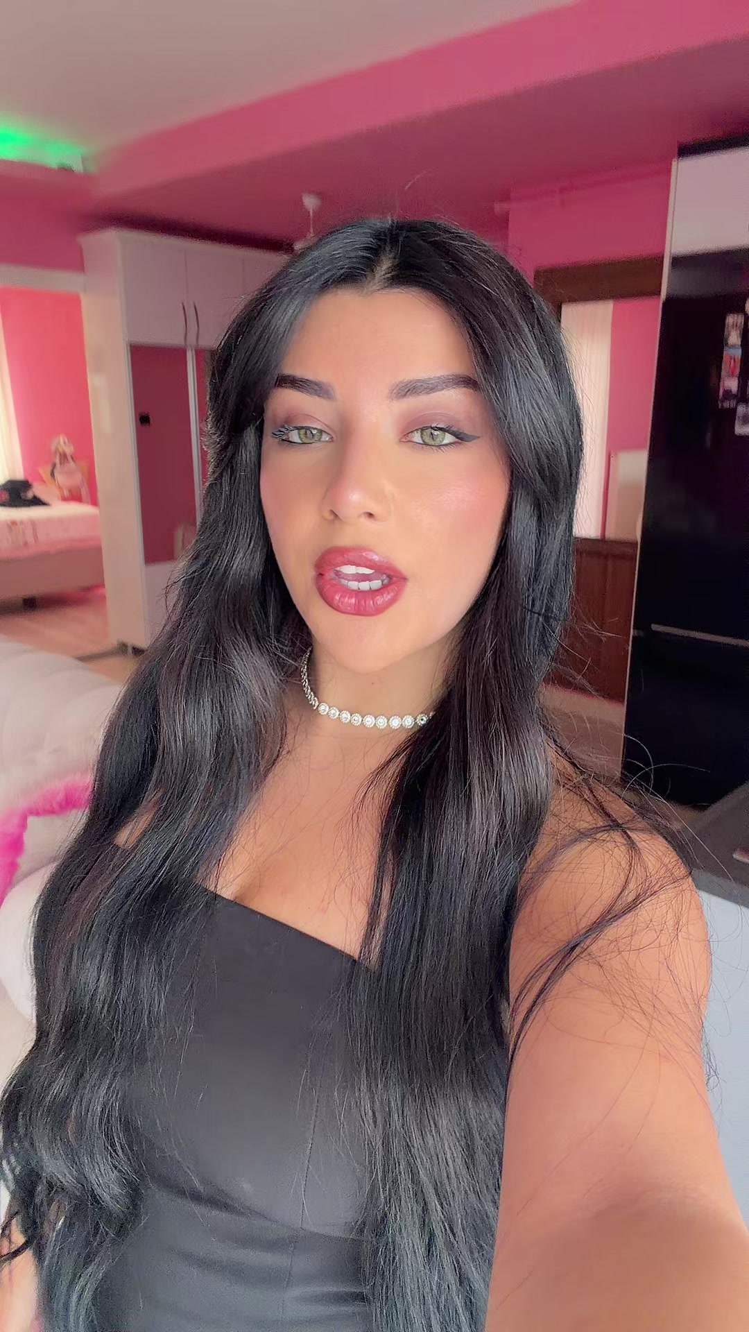 @GÖZDE AKGÜN