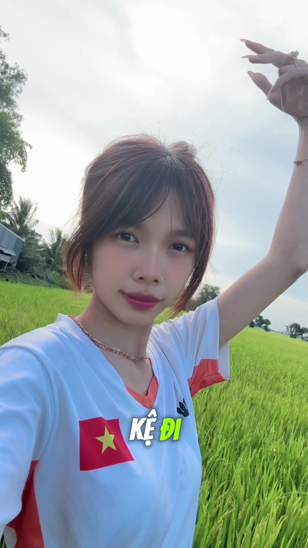 @B&agrave; Ti&ecirc;n Ăn C&aacute; Vi&ecirc;n Chi&ecirc;n🍒🍟