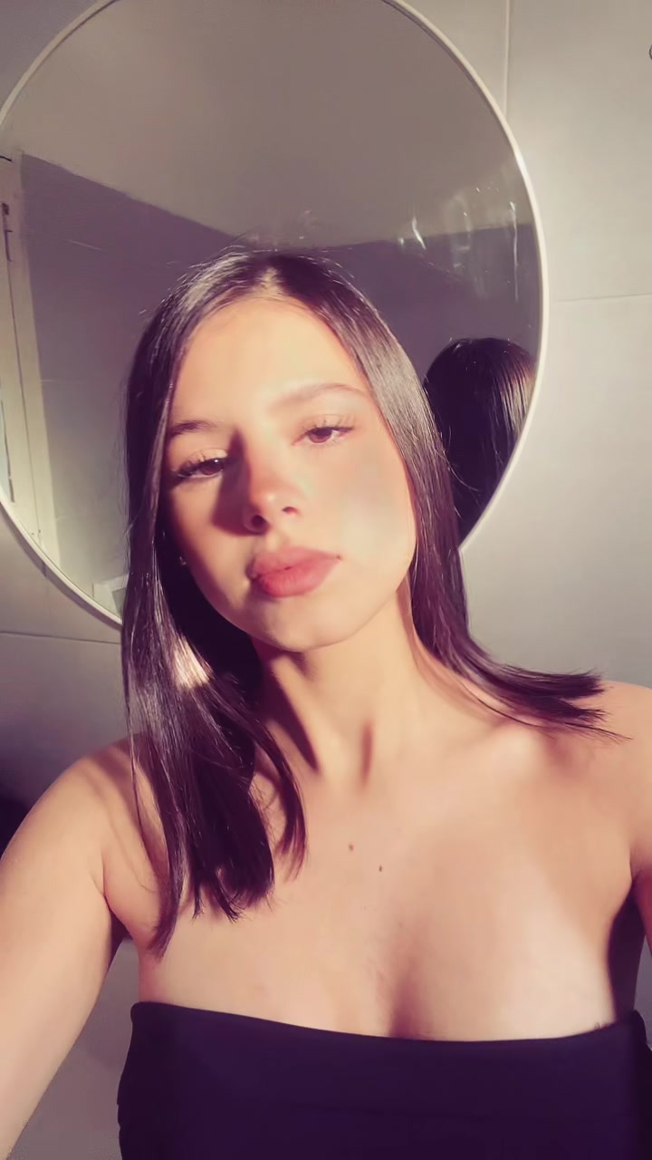 @delf¡na