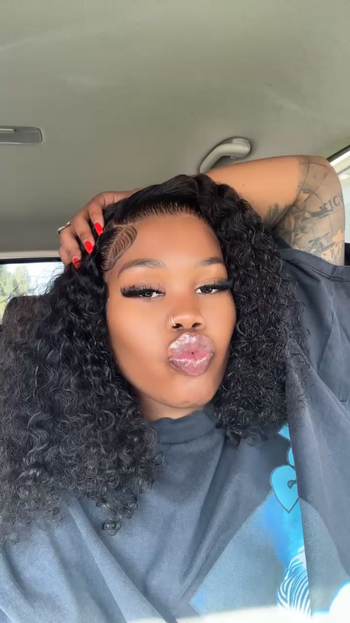 @MfekaXolisile