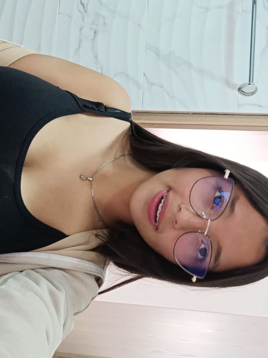 @→→→