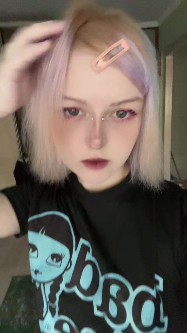 @_