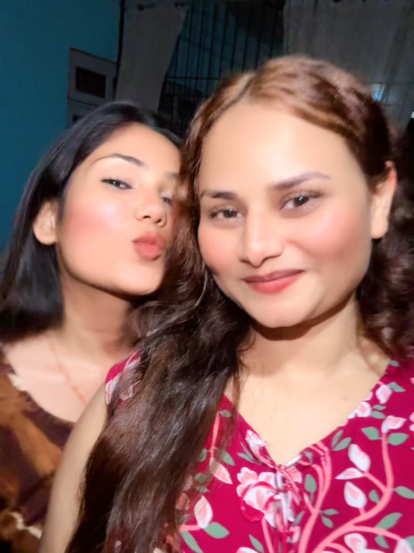 @इलियान्सी मुखिया CinDeRelLa🧚✨
