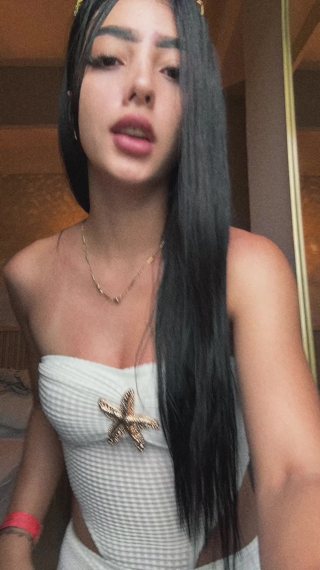 @Ale🙂&zwj;↕️