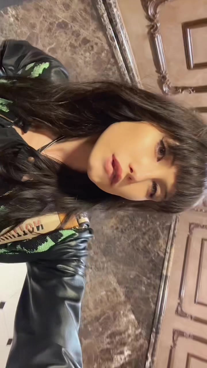 @♰