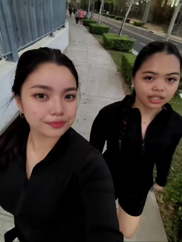 @Nicole