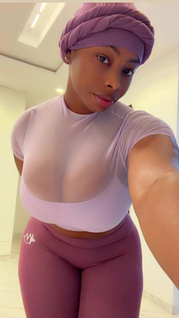 @Richie_