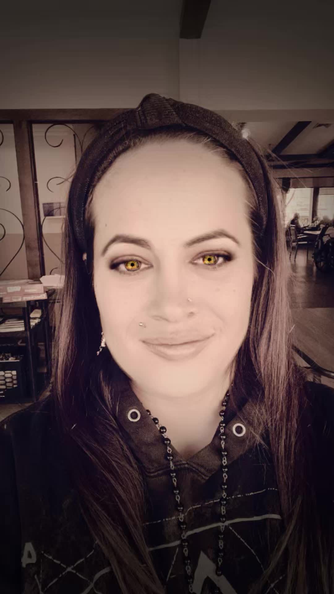 @Bleedingrose🌑🔮