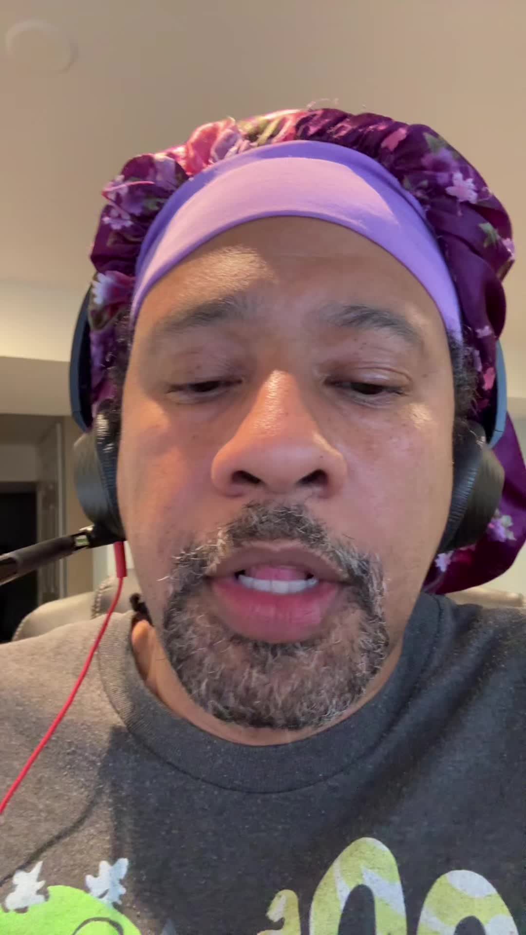 @Nostrildamus