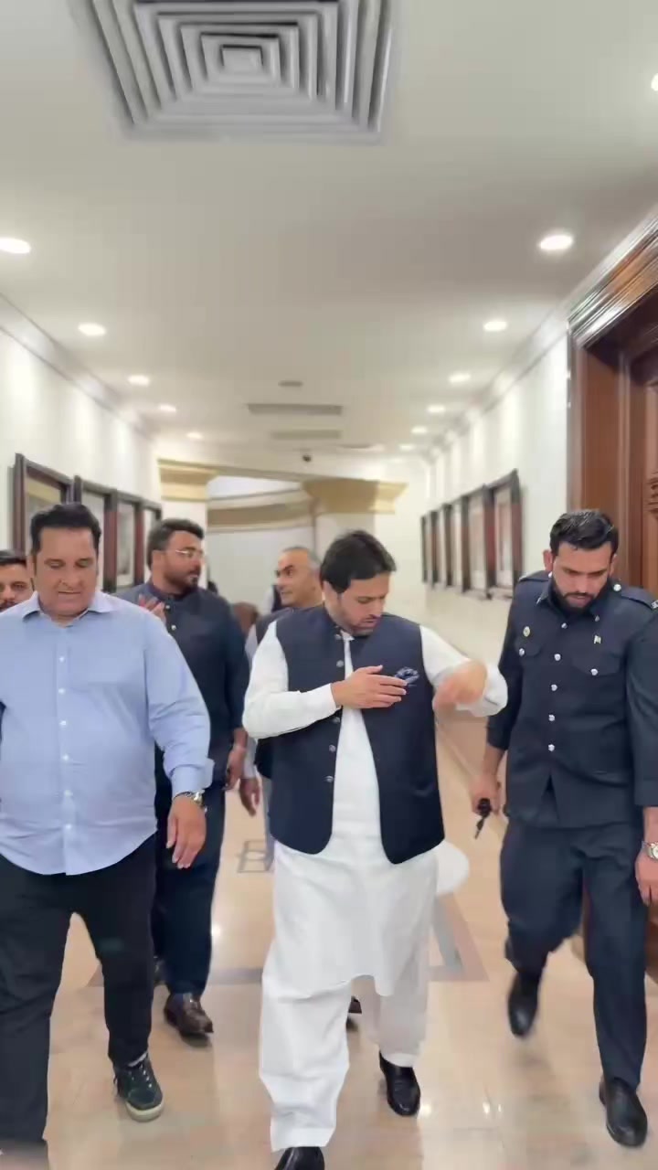 @Tariq sohna tariq sohna