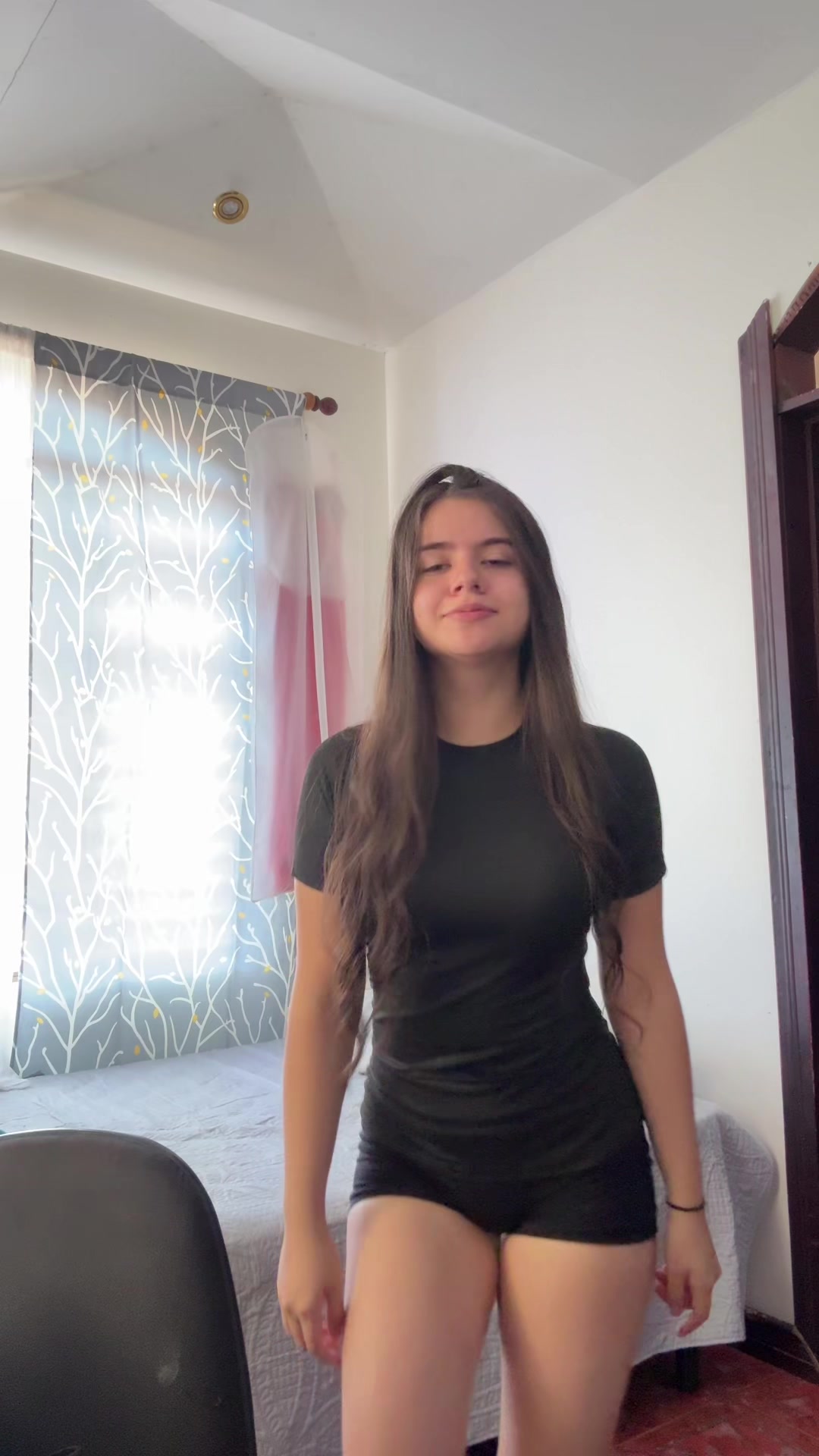 @𝐴𝑛𝑦𝑒𝑙𝑖𝑛𝑎