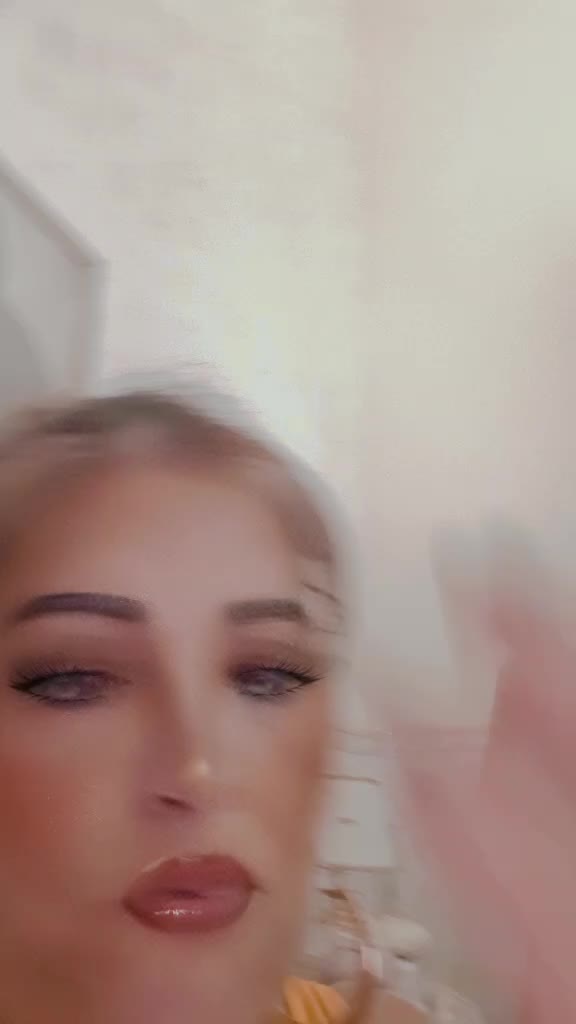@Anna Esposito