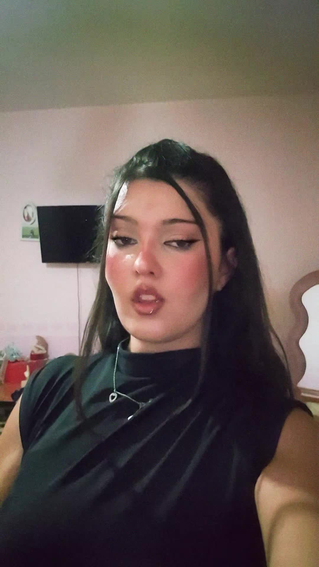 @Conci😈🤷&zwj;♀️😇
