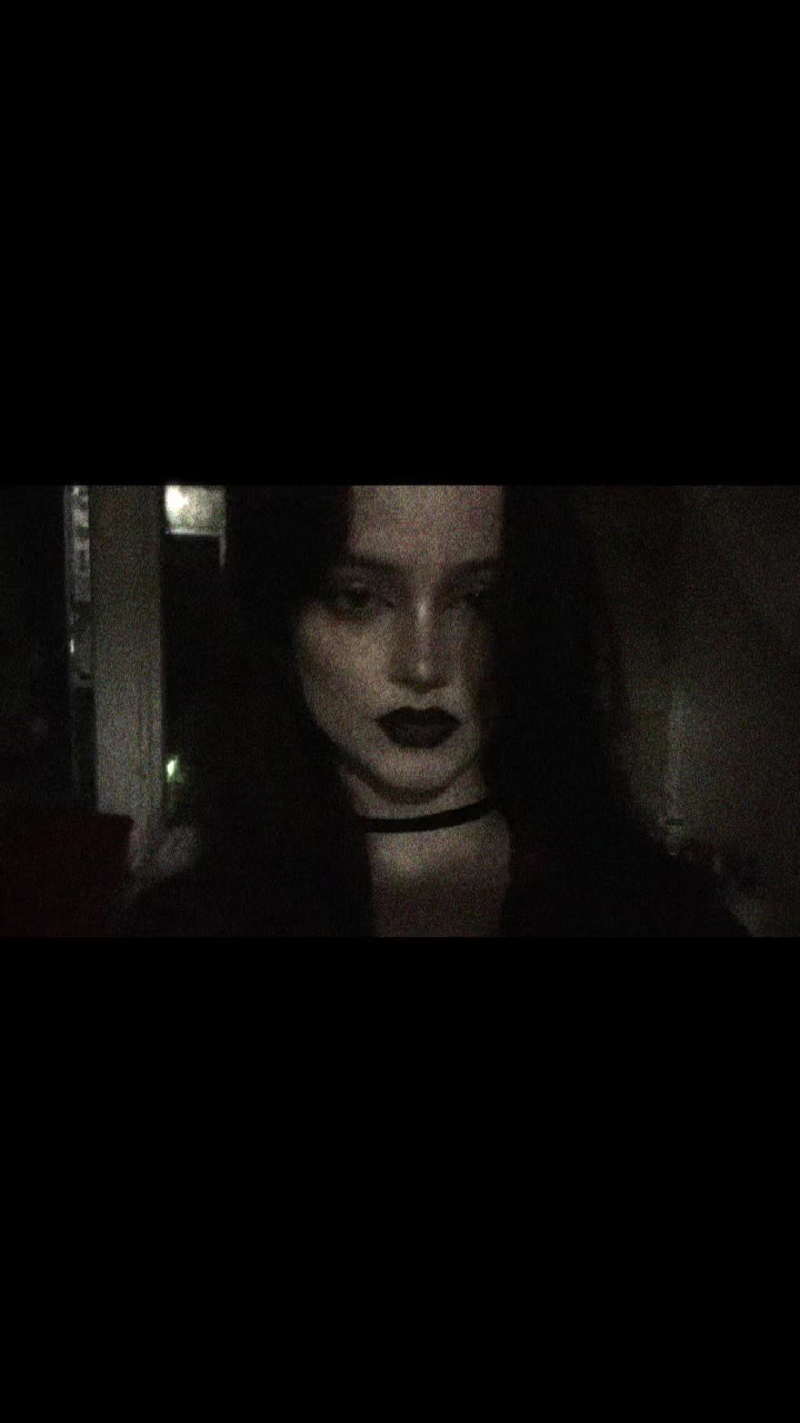 @𝔥𝔢&rsquo;𝔩𝔩𝔤𝔞𖤐