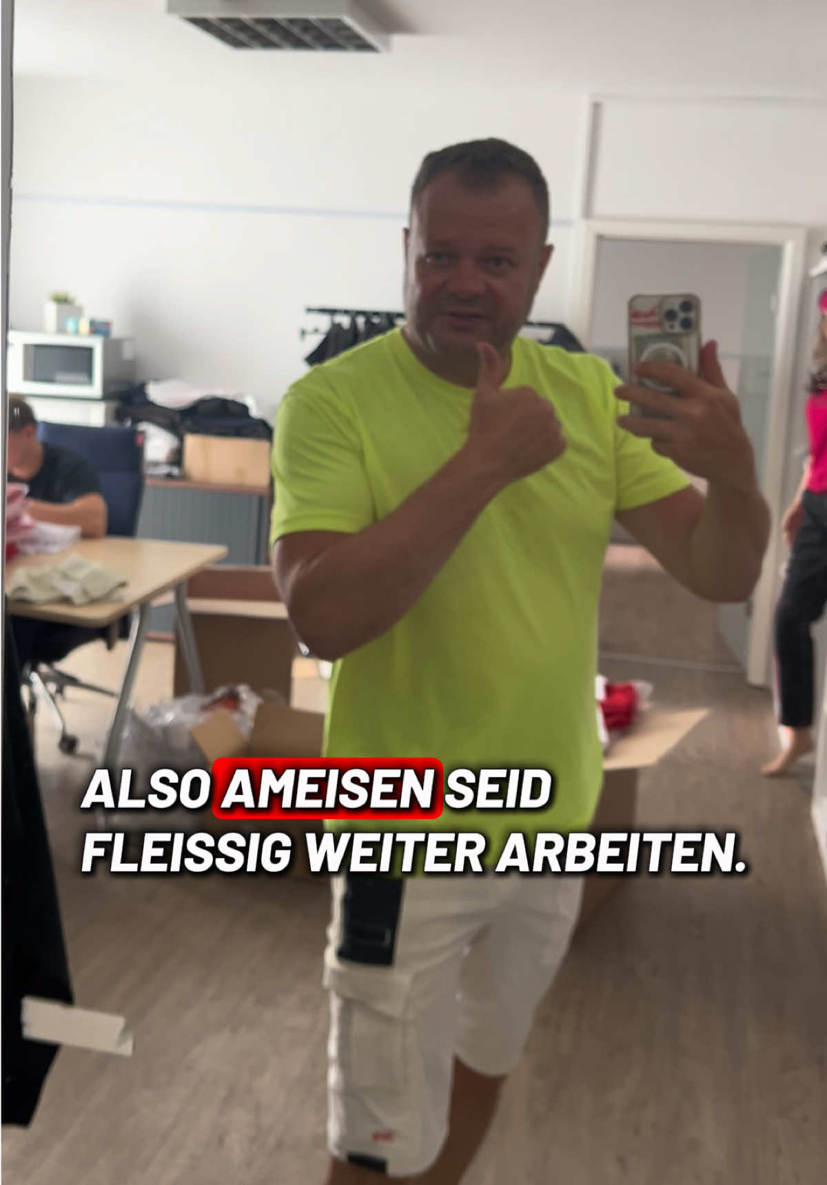 @DieArbeitsBekleidung.de