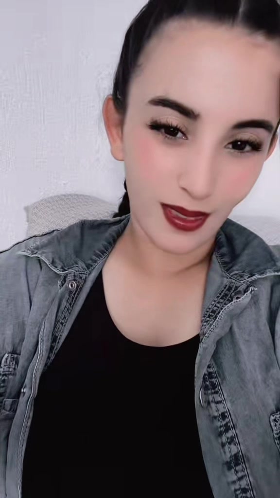 @tugcemmm🥰😘