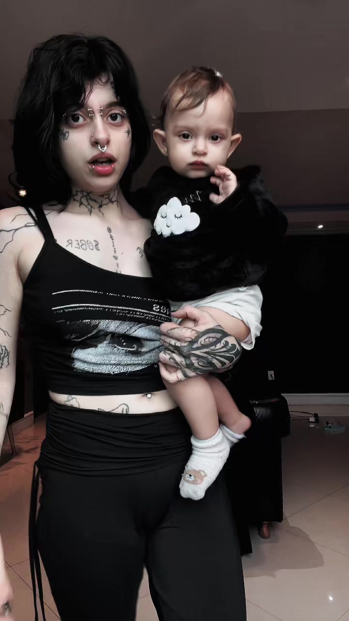 @mamaecaos