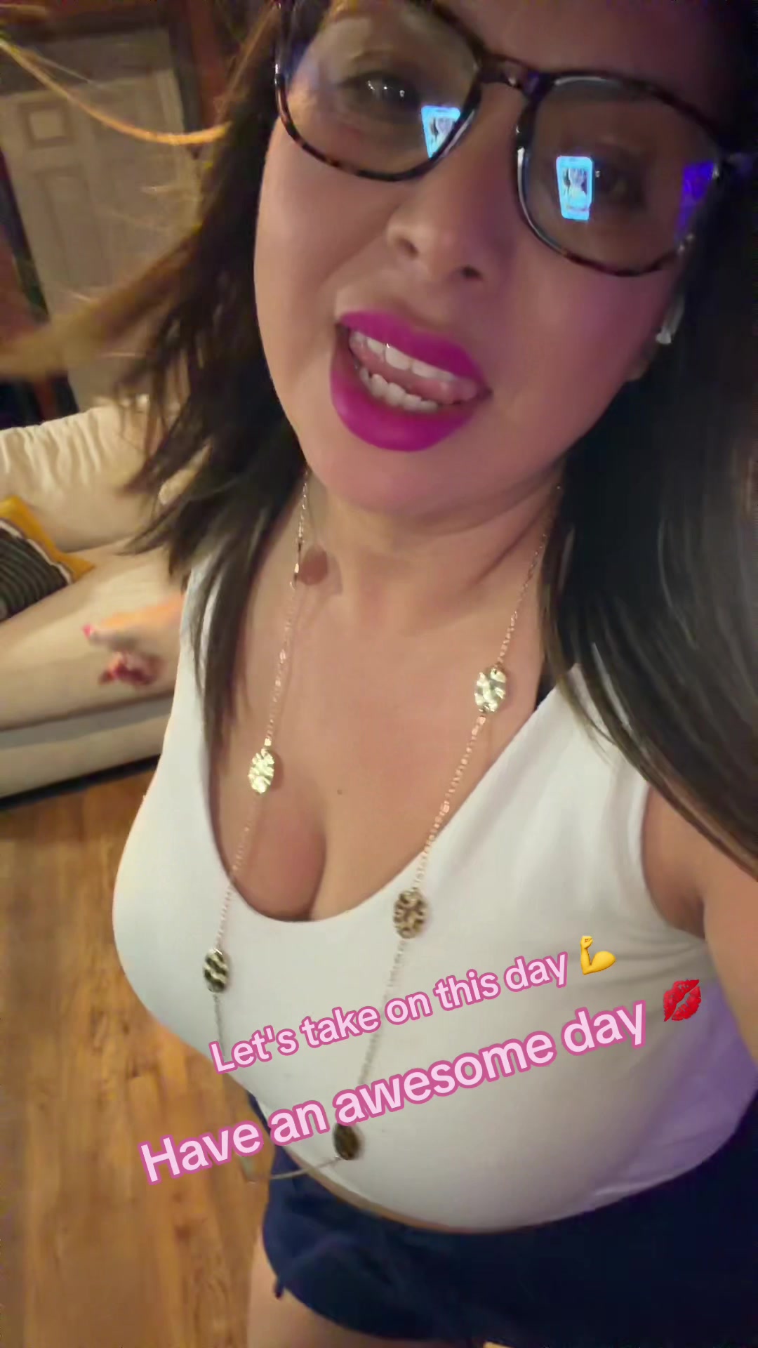 @Tam_classyGirl77