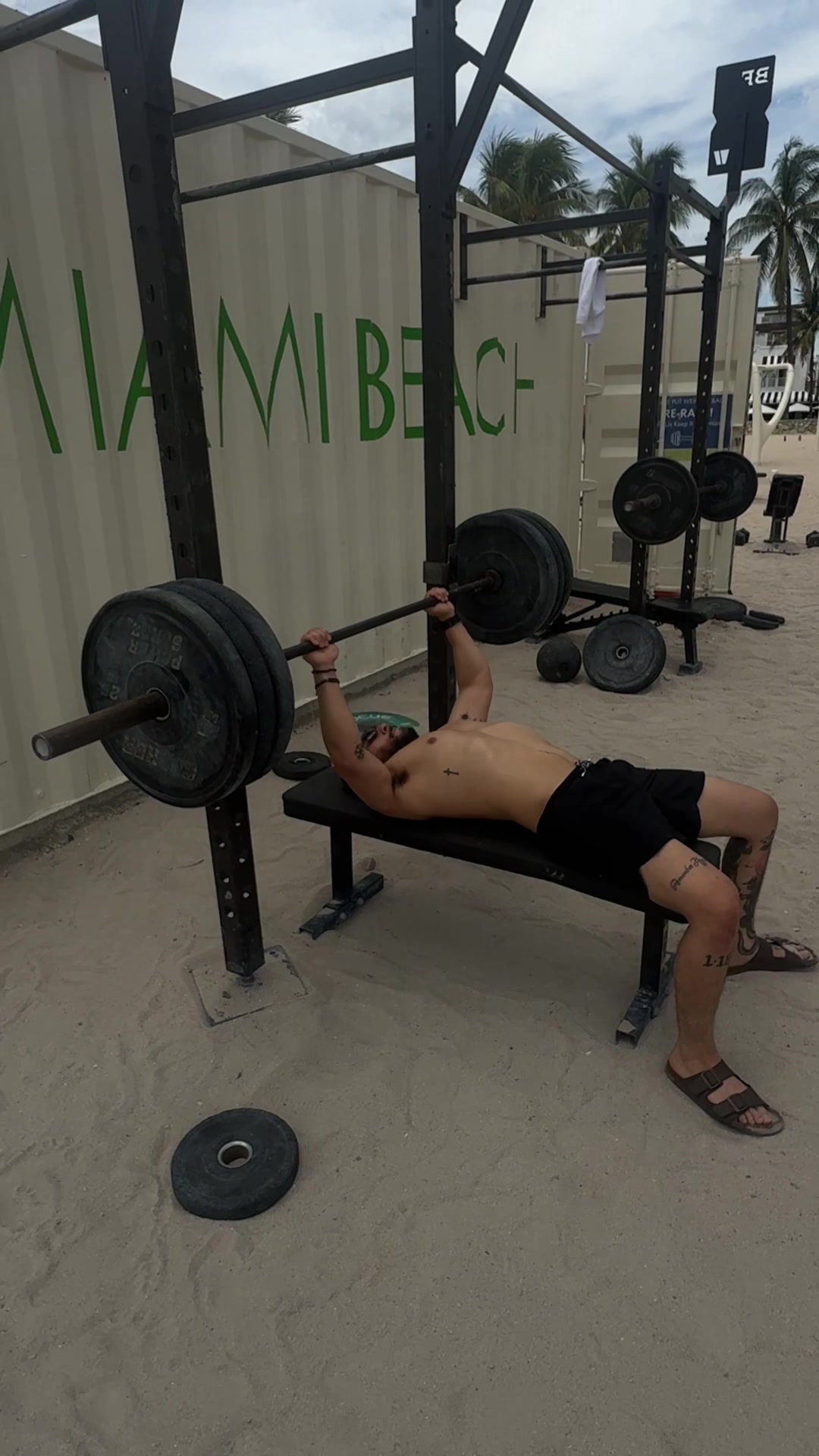 @cchris_trains_everything