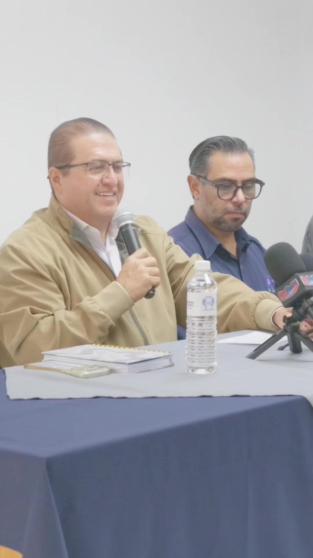 @Chava Calderón